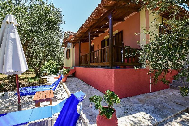 Porto Giardino Apartments Psarou  Exterior photo